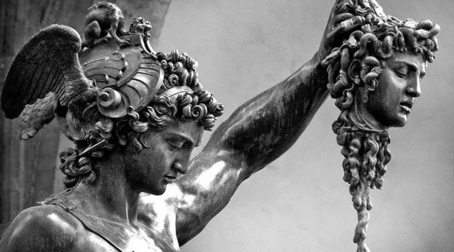 Mitolojik Hikayeler Perseus Kimdir