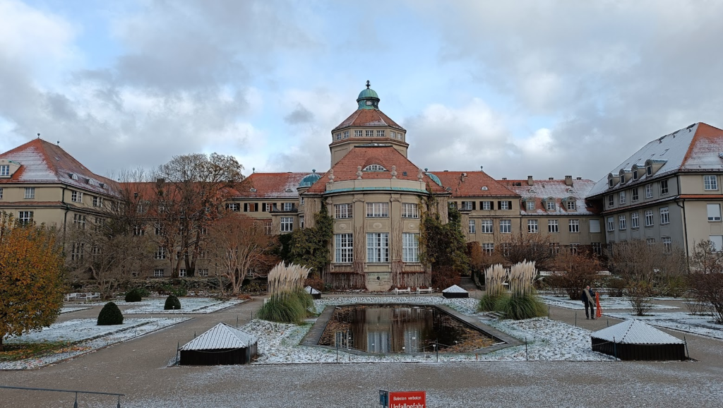 Nymphenburg Sarayı Botanik Bahçesi