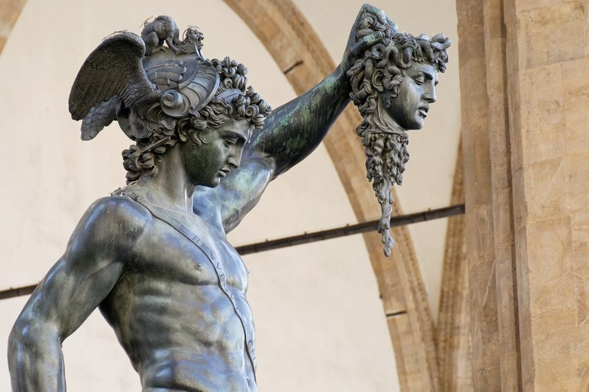 Yunan Mitolojisinde Perseus Nasıl Ölmüştür?