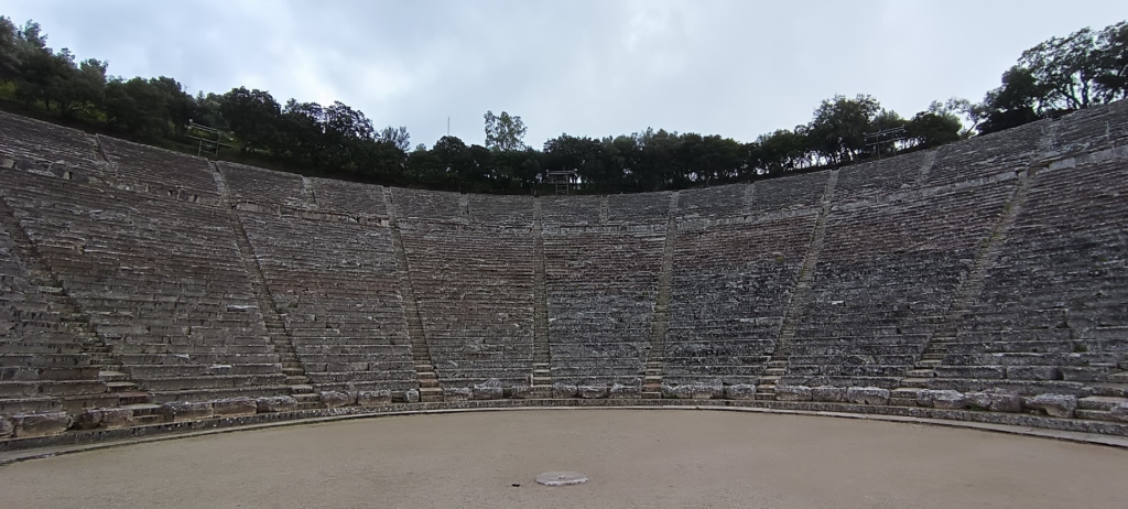 Epidaurus Tiyatrosu