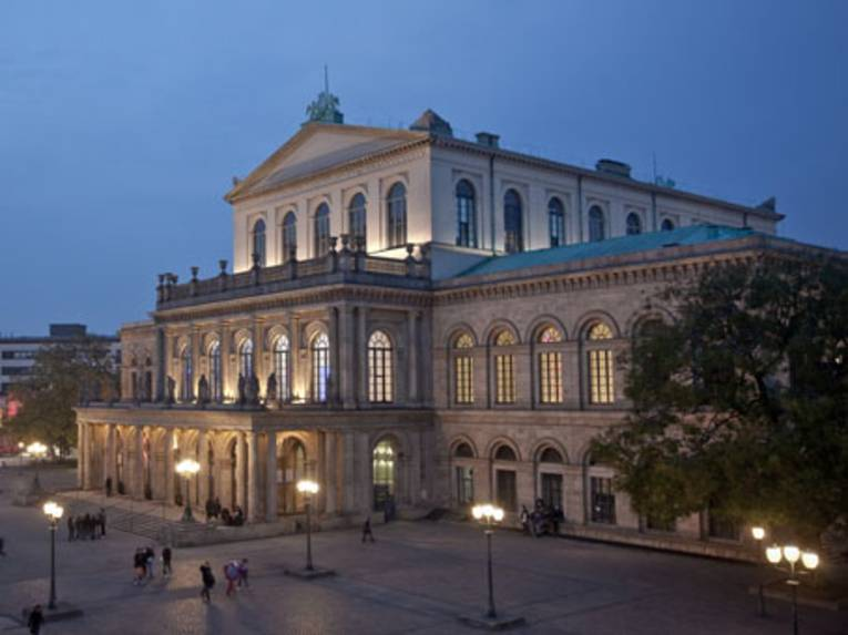 Hannover Opera Binası