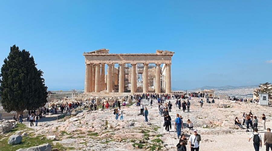 Akropolis Yapıları