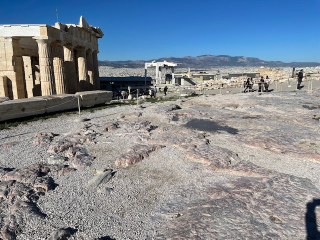 Atina Akropolis Yapıları - Artemis Brauronia'nın Tapınağı