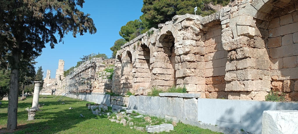 Eumenes Stoası, Akropolis, Atina Akropolis Yapıları