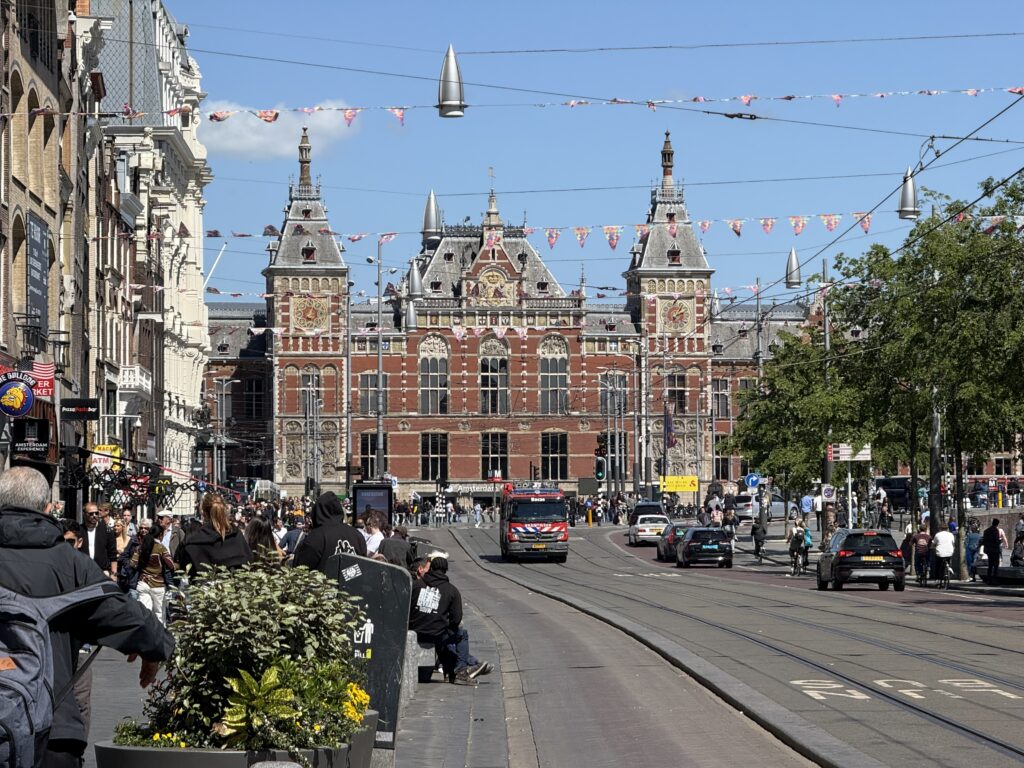 Amsterdam Gezi Rehberi - Central Station
